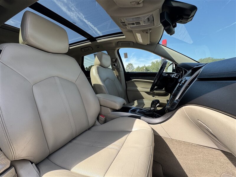 2012 Cadillac SRX Luxury Collection - Photo 10 - Lexington, NE 68850