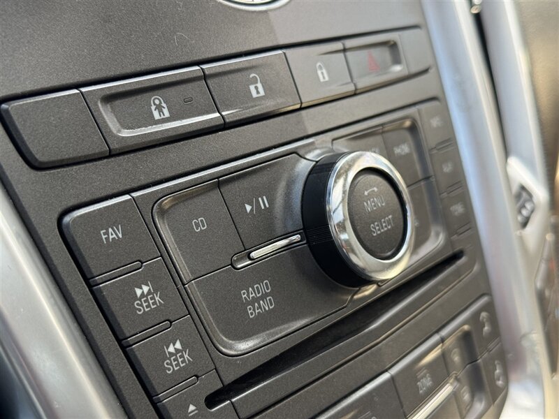 2012 Cadillac SRX Luxury Collection - Photo 18 - Lexington, NE 68850