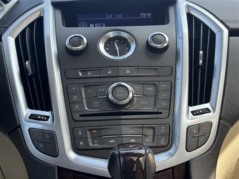 2012 Cadillac SRX Luxury Collection - Photo 16 - Lexington, NE 68850