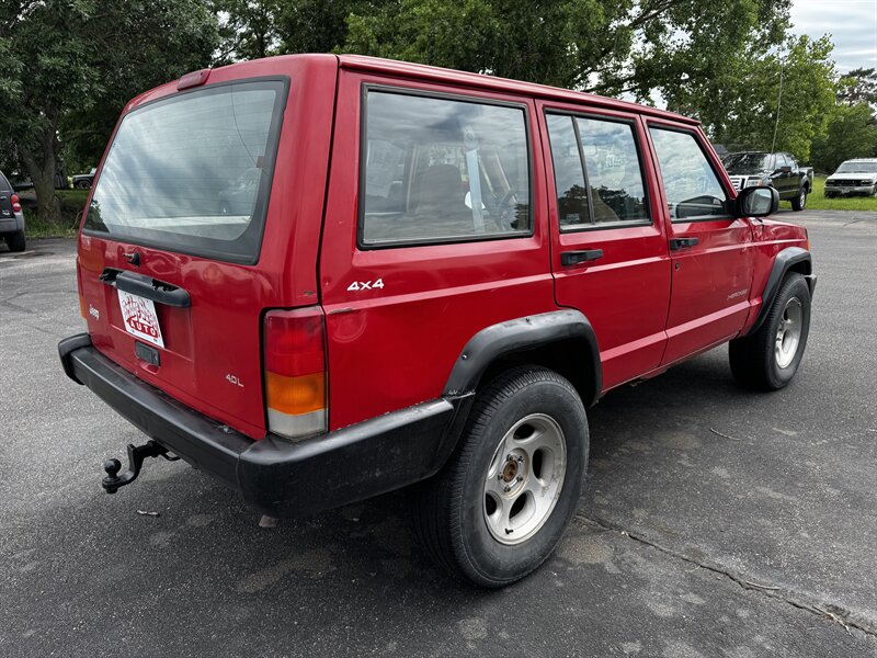 1998 Jeep Cherokee SE - Photo 6 - Grand Island, NE 68801