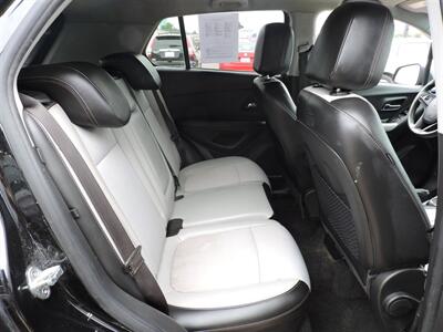 2021 Chevrolet Trax LT   - Photo 11 - North Platte, NE 69101