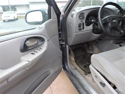 2009 Chevrolet Trailblazer LT1 - Photo 16 - Grand Island, NE 68801