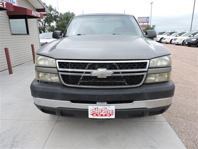 2006 Chevrolet Silverado 2500HD LS   - Photo 3 - Lexington, NE 68850