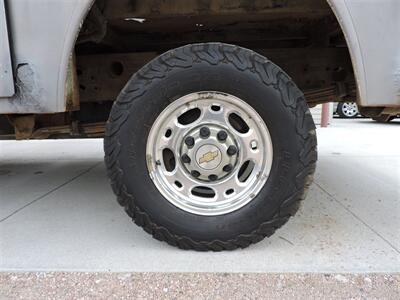 2006 Chevrolet Silverado 2500HD LS   - Photo 8 - Lexington, NE 68850