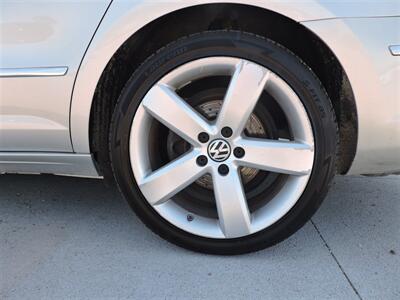 2012 Volkswagen CC Lux   - Photo 8 - Lexington, NE 68850