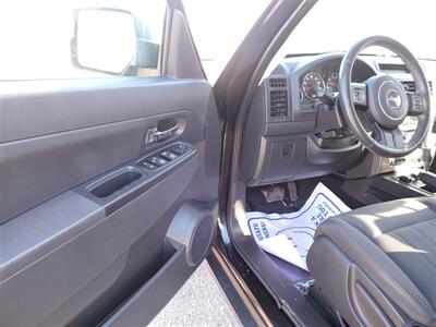 2012 Jeep Liberty Sport   - Photo 15 - North Platte, NE 69101