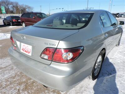 2004 Lexus ES   - Photo 5 - Lexington, NE 68850