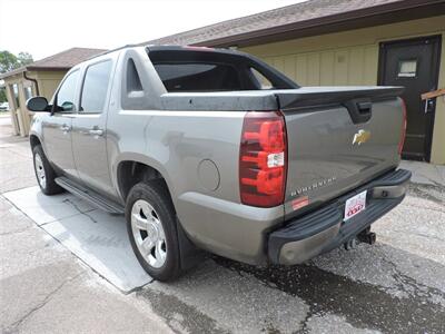 2007 Chevrolet Avalanche LS 1500   - Photo 7 - Kearney, NE 68847