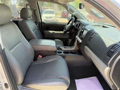 2013 Toyota Tundra Grade   - Photo 11 - Lexington, NE 68850
