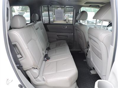 2009 Honda Pilot Touring w/Navi w/DVD   - Photo 11 - Lexington, NE 68850