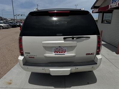 2012 GMC Yukon Denali   - Photo 8 - Lexington, NE 68850