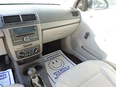 2008 Chevrolet Cobalt LS   - Photo 11 - Grand Island, NE 68801