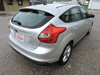 2014 Ford Focus SE   - Photo 5 - Lexington, NE 68850