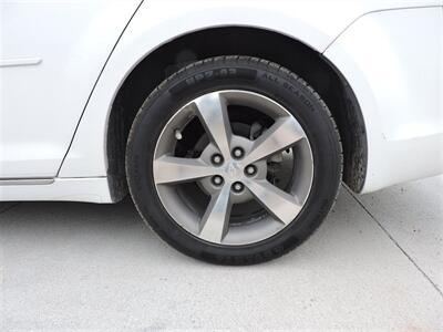 2012 Chevrolet Malibu LT   - Photo 8 - Lexington, NE 68850