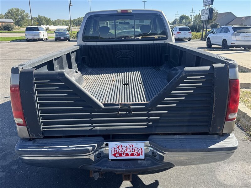 2003 Ford F-250 Lariat - Photo 6 - Grand Island, NE 68801