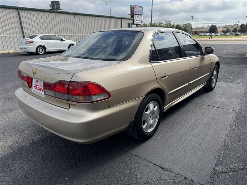 2002 Honda Accord EX V-6 - Photo 6 - Kearney, NE 68847