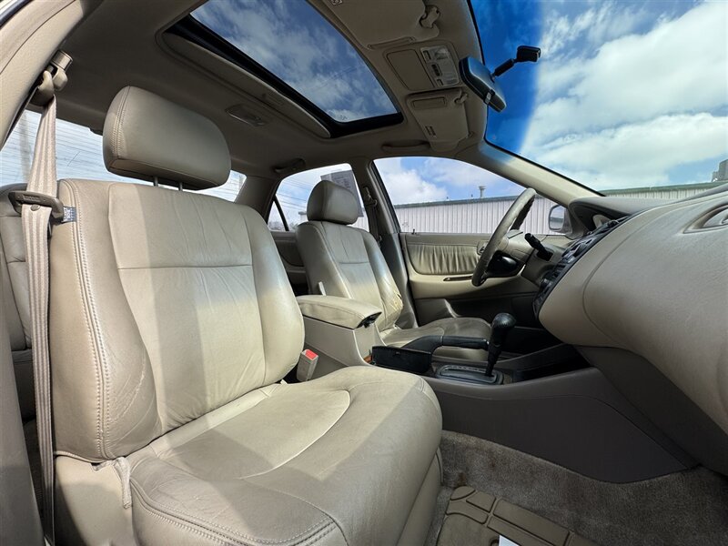 2002 Honda Accord EX V-6 - Photo 9 - Kearney, NE 68847