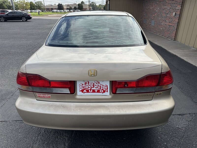 2002 Honda Accord EX V-6 - Photo 7 - Kearney, NE 68847