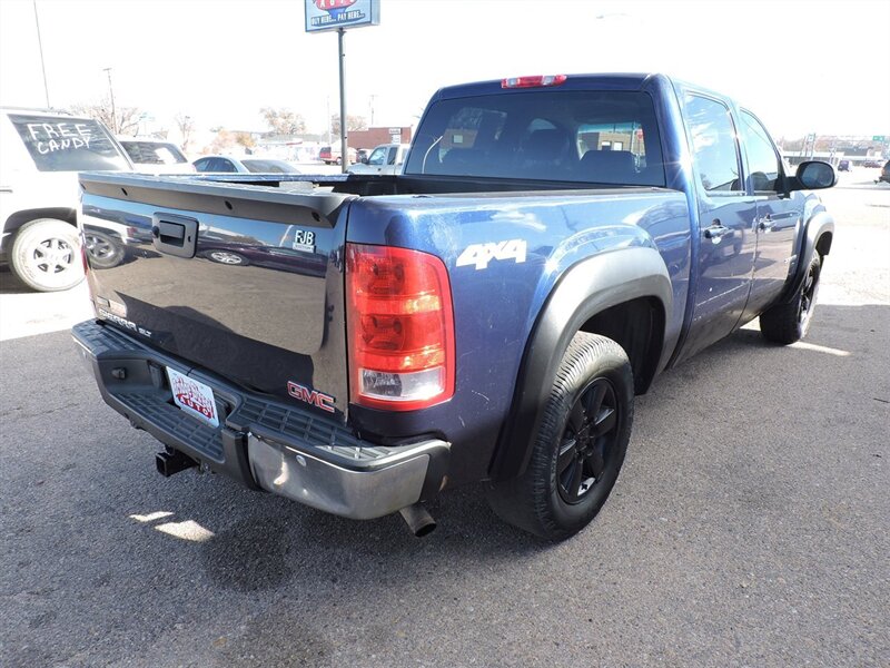 2011 Gmc Sierra 1500 SLT photo 4