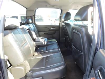 2011 GMC Sierra 1500 SLT   - Photo 11 - North Platte, NE 69101