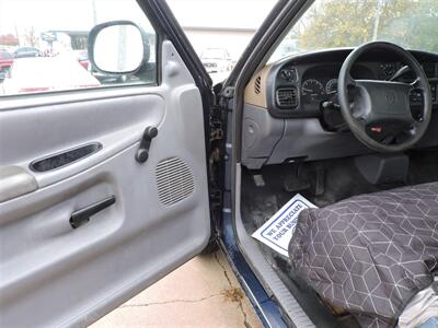 2000 Dodge Ram 1500 WS   - Photo 11 - Grand Island, NE 68801