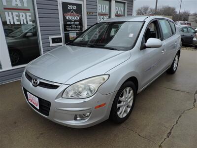 2009 Hyundai ELANTRA Touring - Photo 2 - Grand Island, NE 68801