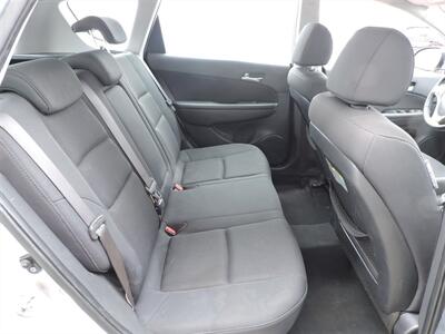 2009 Hyundai ELANTRA Touring - Photo 11 - Grand Island, NE 68801