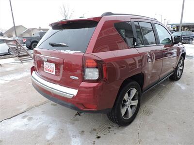 2017 Jeep Compass Latitude   - Photo 5 - Grand Island, NE 68801