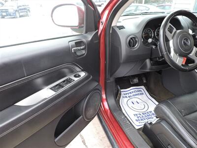 2017 Jeep Compass Latitude   - Photo 16 - Grand Island, NE 68801