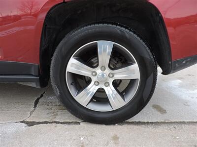 2017 Jeep Compass Latitude   - Photo 8 - Grand Island, NE 68801