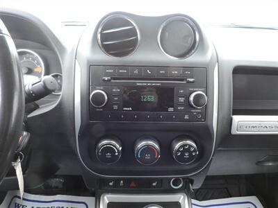 2017 Jeep Compass Latitude   - Photo 18 - Grand Island, NE 68801