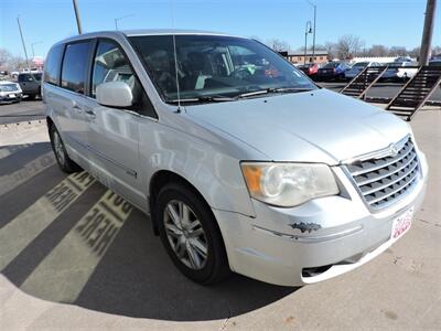 2010 Chrysler Town & Country Touring   - Photo 4 - Grand Island, NE 68801