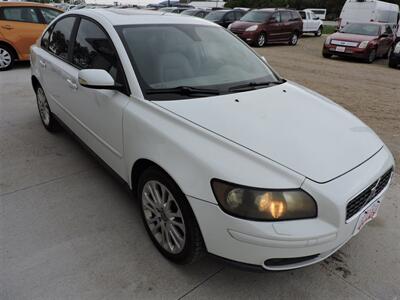 2006 Volvo S40 2.4i   - Photo 5 - Grand Island, NE 68801