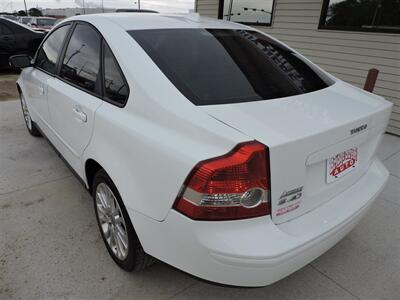 2006 Volvo S40 2.4i   - Photo 10 - Grand Island, NE 68801