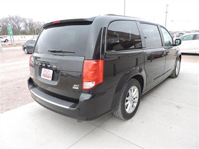 2016 Dodge Grand Caravan SXT   - Photo 5 - Lexington, NE 68850