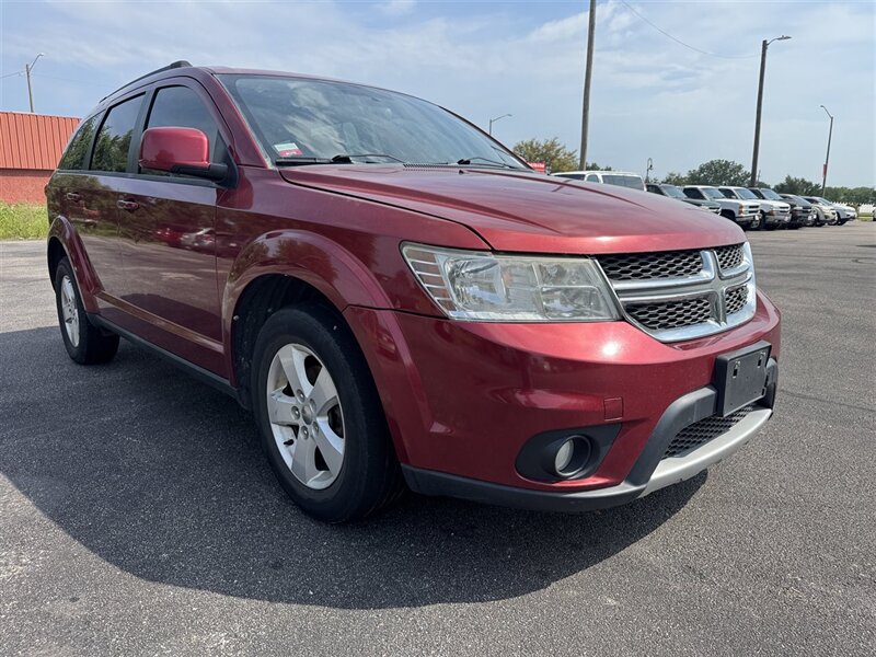 2011 Dodge Journey Mainstreet - Photo 2 - Grand Island, NE 68801