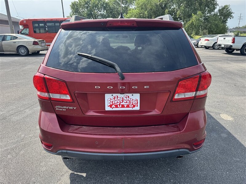 2011 Dodge Journey Mainstreet - Photo 7 - Grand Island, NE 68801