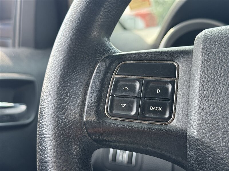 2011 Dodge Journey Mainstreet - Photo 11 - Grand Island, NE 68801