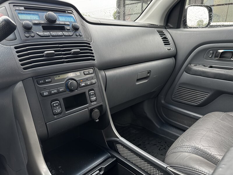 2004 Honda Pilot EX-L - Photo 19 - North Platte, NE 69101