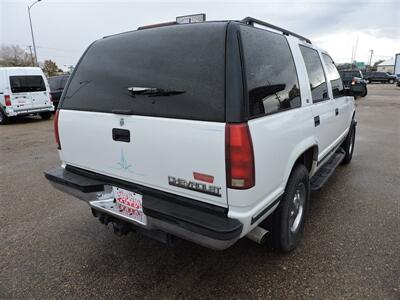 1999 Chevrolet Tahoe LT   - Photo 5 - North Platte, NE 69101