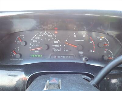 2002 Ford F-350 XL   - Photo 12 - Lexington, NE 68850