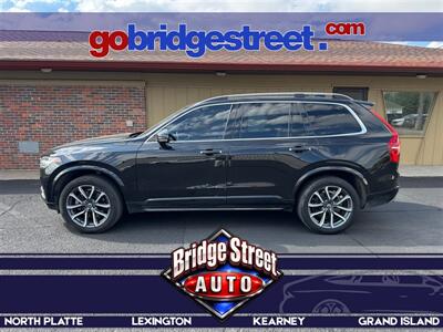 2016 Volvo XC90 T6 Momentum SUV