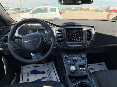 2015 Chrysler 200 S   - Photo 12 - Lexington, NE 68850