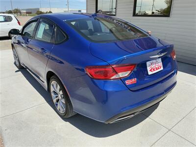 2015 Chrysler 200 S   - Photo 5 - Lexington, NE 68850