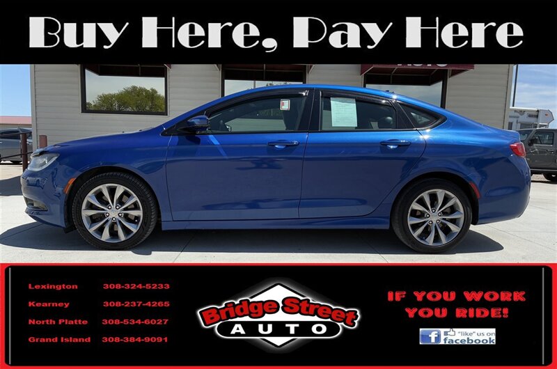 2015 Chrysler 200 S  