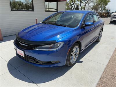 2015 Chrysler 200 S   - Photo 2 - Lexington, NE 68850