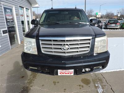 2004 Cadillac Escalade   - Photo 3 - Grand Island, NE 68801