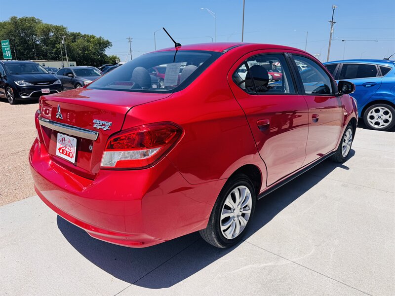 2019 Mitsubishi Mirage G4 SE - Photo 3 - Lexington, NE 68850