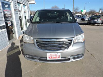 2015 Chrysler Town & Country Touring   - Photo 3 - Lexington, NE 68850