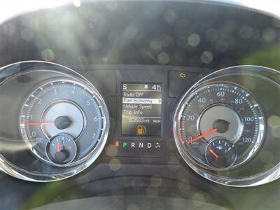 2015 Chrysler Town & Country Touring   - Photo 17 - Lexington, NE 68850